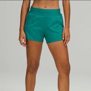 Lululemon Hotty Hot Shorts 4”